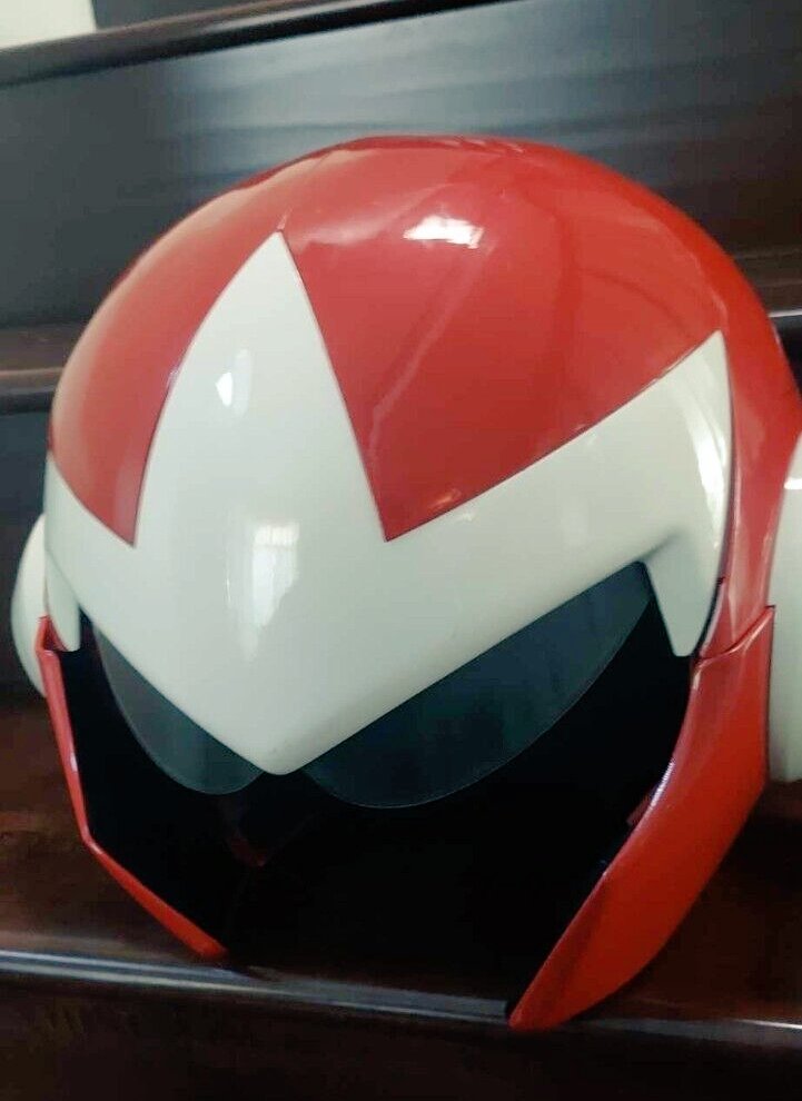 A prototype of the cancelled replica Proto Man helmet has appeared on eBay. This was being developed by Multiverse Studios and ThinkGeek for release in 2016. Not sure it's worth *that* much, but it's quite the find.
ebay.com/itm/3257442258…