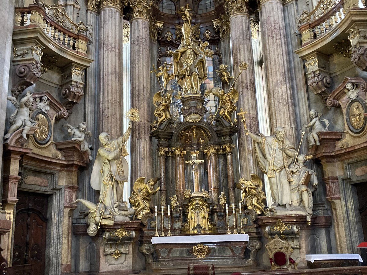 euro_tour's tweet image. プラハ(🇨🇿チェコ)。
本日の風景より。
③ 聖ニコラス教会
バロック様式の教会。