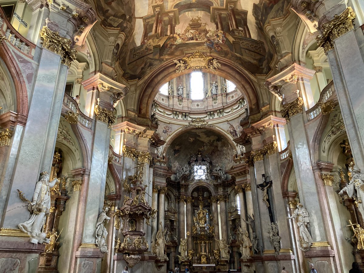 euro_tour's tweet image. プラハ(🇨🇿チェコ)。
本日の風景より。
③ 聖ニコラス教会
バロック様式の教会。