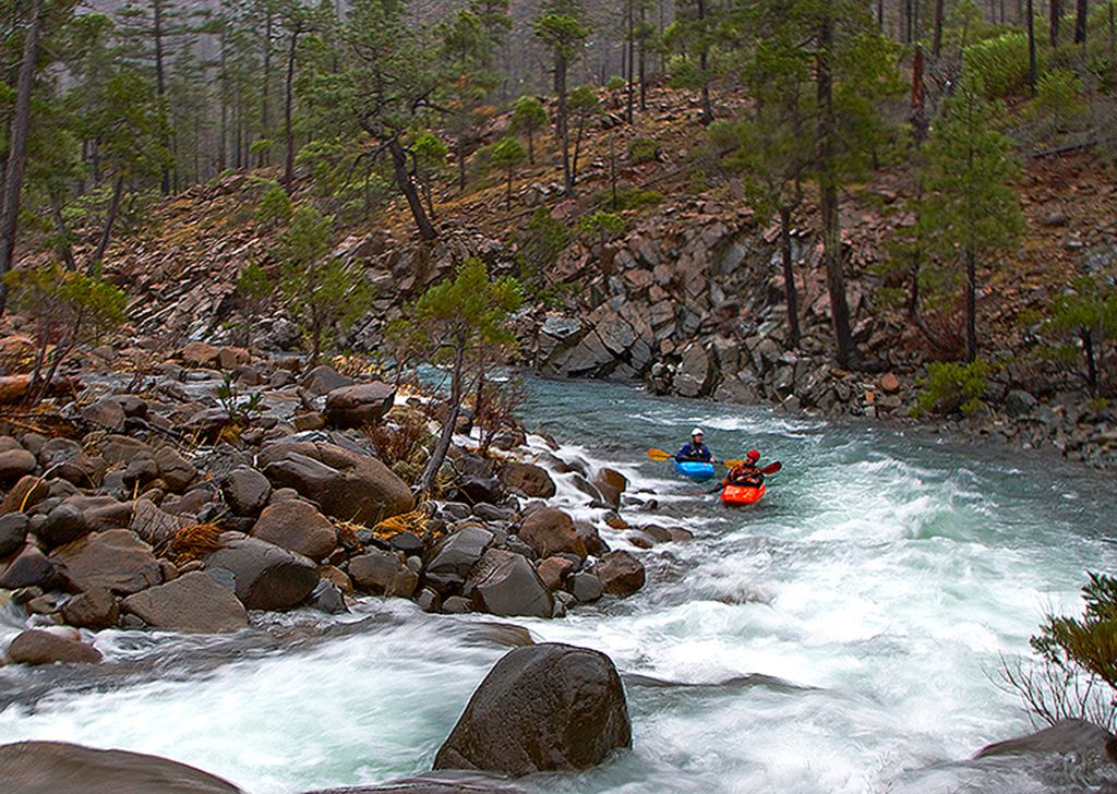 AmerWhitewater's tweet photo. Thrilled to have @RepValHoyle as a champion of wild rivers of the #Kalmiopsis with introduction of #SOWSPA! #OurOregonRivers https://t.co/9brQrbyw4x