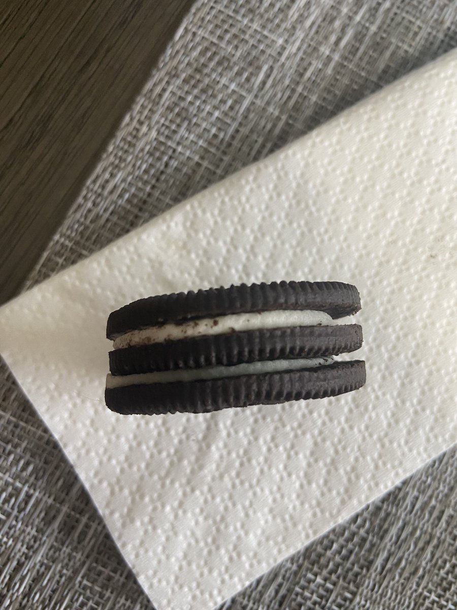 blap10's tweet photo. @Oreo I found an usual Oreo today in my family size pack. What would you call this interesting looking specimen? https://t.co/W0D7c39B39