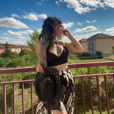 ThrMarine's tweet photo. #NouvellePhotoDeProfil https://t.co/ANKt6ZQtSZ