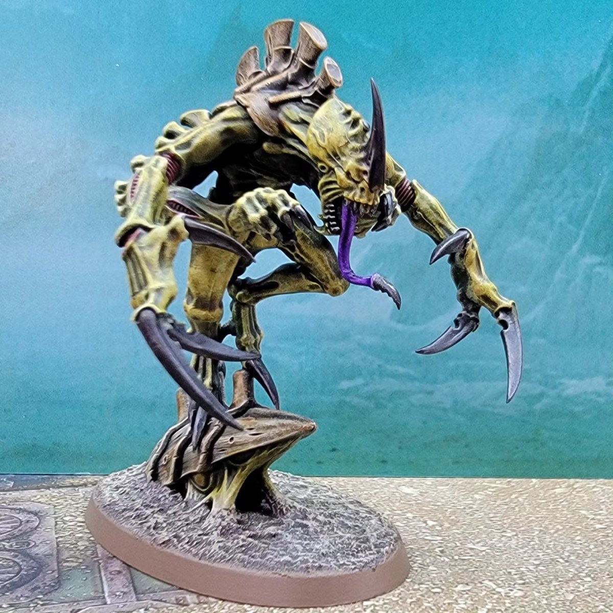 Syward1691's tweet photo. Seems the Tau didn't completely destroy Hive Fleet Gorgon...

#wh40k #new40k #tyranids #shadowinthewarp #leviathan #miniaturepainting #tabletopminiatures #gamesworkshop #warhammercommunity https://t.co/HB4nmi2IiY
