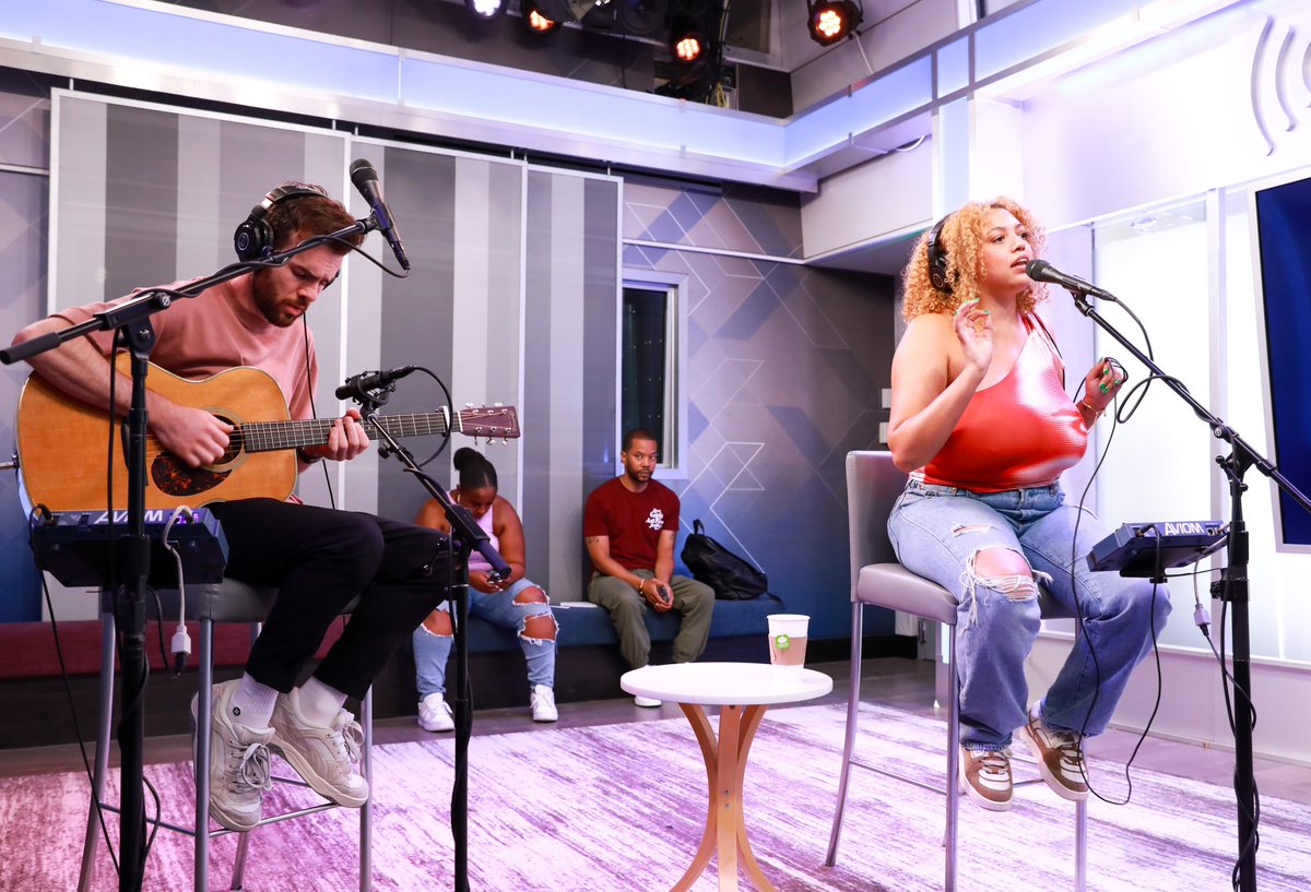 TatianaSnead's tweet photo. a star. @mahalia https://t.co/ZwjBgMvirI