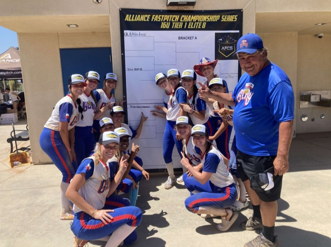 HotshotsNaudin's tweet photo. Headed to the Elite 8 at the @triplecrownspts @thealliancefp Summer National Championship! @ednaudin @LeeVelazquez06 @CSA_Athletes #PrepareCompeteWin @TexasGlory #GloryNaudin 
Follow for schedule updates! https://t.co/4upEKVT7Pm