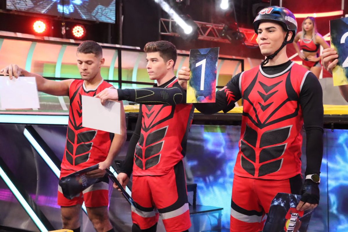 Calle_7PY's tweet photo. INICIO DE ELIMINATORIAS
¡Hoy compiten los hombres!💥
#AthosC7 Vs #MarmolejoC7 y #AdrianC7 Vs #EnzoC7 🔥💪🏻
#Calle7Py🟡🔴 @Angy Ocampos https://t.co/jo1nlahjiB