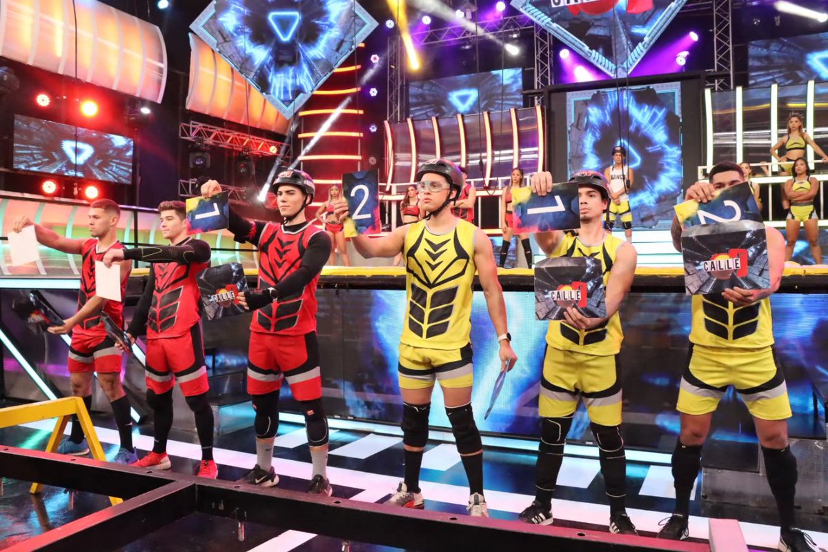 Calle_7PY's tweet photo. INICIO DE ELIMINATORIAS
¡Hoy compiten los hombres!💥
#AthosC7 Vs #MarmolejoC7 y #AdrianC7 Vs #EnzoC7 🔥💪🏻
#Calle7Py🟡🔴 @Angy Ocampos https://t.co/jo1nlahjiB