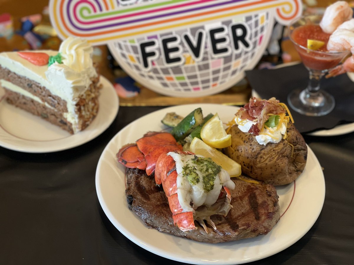 ChefDarlaD's tweet photo. Surf and turf as the main event for #trilogythemeweek paired with shrimp cocktail, loaded potato, grilled zucchini and homemade carrot cake. @nolafoodguy @crutchfield_bri @SeanMedsker @Dpatrevito @LeighAnnBarney @HarrisonsCross1 #dancingthroughthedecades https://t.co/pbrRKI6eVD