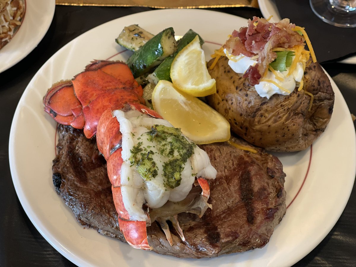 ChefDarlaD's tweet photo. Surf and turf as the main event for #trilogythemeweek paired with shrimp cocktail, loaded potato, grilled zucchini and homemade carrot cake. @nolafoodguy @crutchfield_bri @SeanMedsker @Dpatrevito @LeighAnnBarney @HarrisonsCross1 #dancingthroughthedecades https://t.co/pbrRKI6eVD