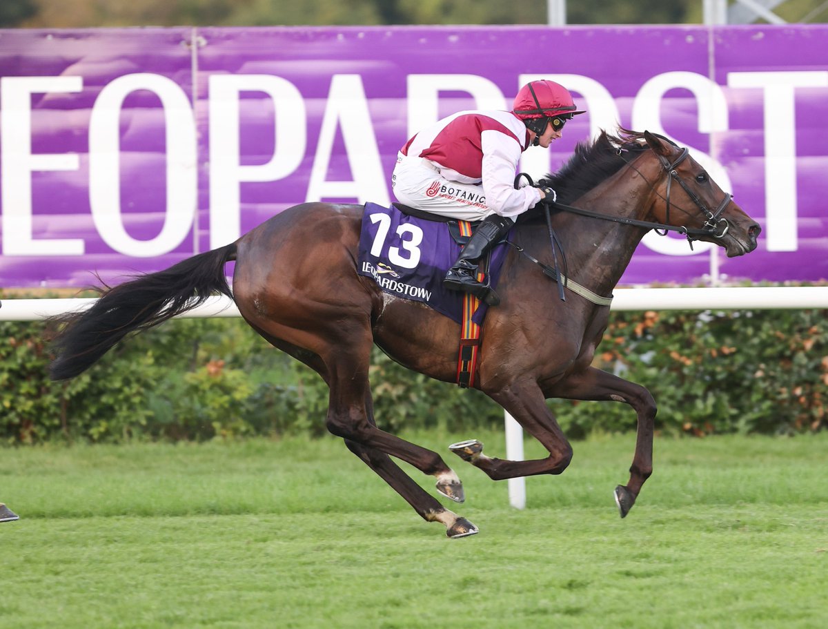 Fine performance from Mark Molloy-trained FOLLY BEACH to make all in Horseraces Single Member S.A. Of Greece Handicap <a href="/LeopardstownRC/">Leopardstown RC</a>. 👌

A first victory for the mare under a well-judged ride from <a href="/alanpersse/">Alanpersse</a> in race kindly supported by Markopoulo Park in Athens, Greece. 🇬🇷🇮🇪