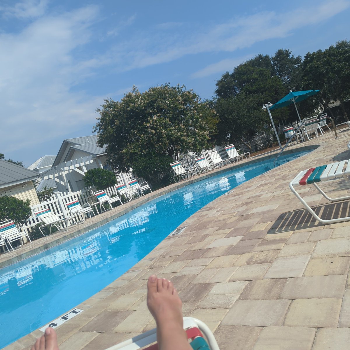 JamieJoT's tweet photo. Just me.. myself...and I ☀️ https://t.co/7DhXsVfZoi