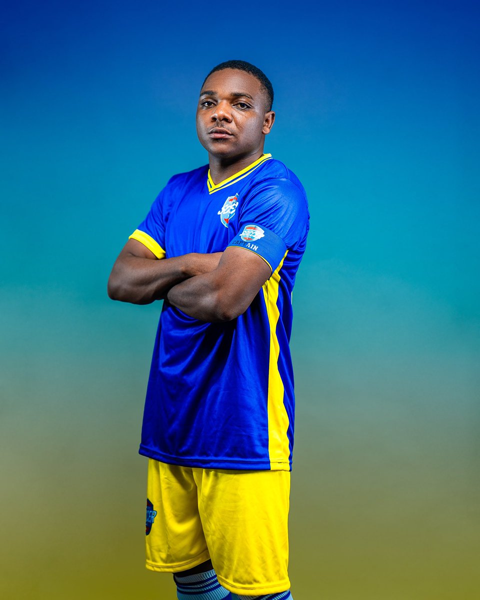 dmcst_fc's tweet photo. Our new kits in town 🔵🟡  😮‍💨
📸 @mangala_b24 
#newkits #dmcst🇨🇩🇨🇩 #banapongà https://t.co/40kuIdZAR1