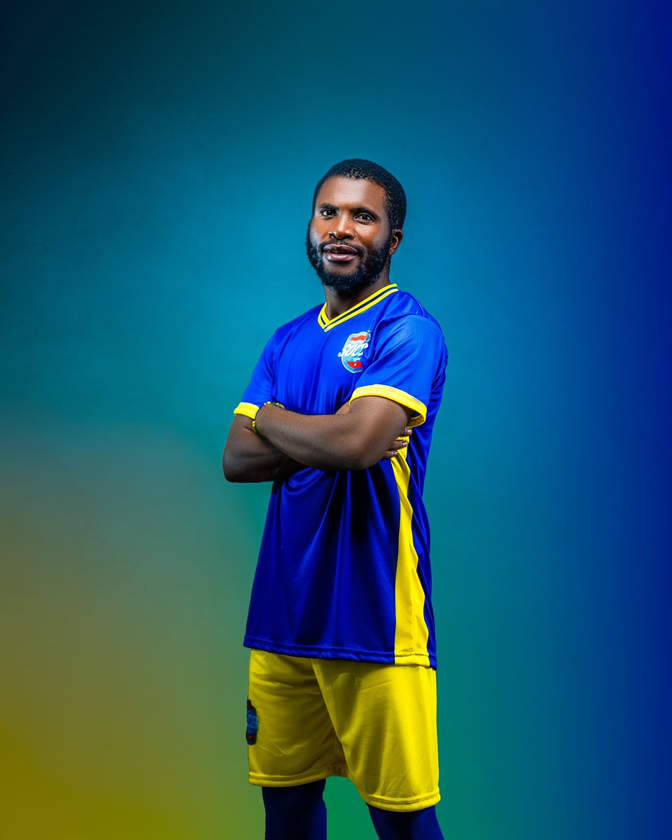 dmcst_fc's tweet photo. Our new kits in town 🔵🟡  😮‍💨
📸 @mangala_b24 
#newkits #dmcst🇨🇩🇨🇩 #banapongà https://t.co/40kuIdZAR1