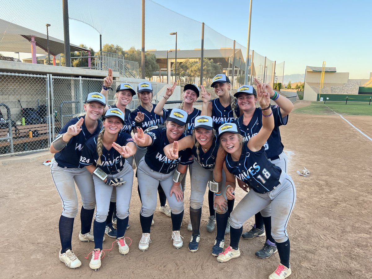 mnwavessoftball's tweet photo. Waves 16U National with a definitive 13-1 win in the Super Regional championship game to advance to the Elite 8 in Tier II at the Alliance Fastpitch Championship Series!!! 😤 https://t.co/vLo8Gdg15O