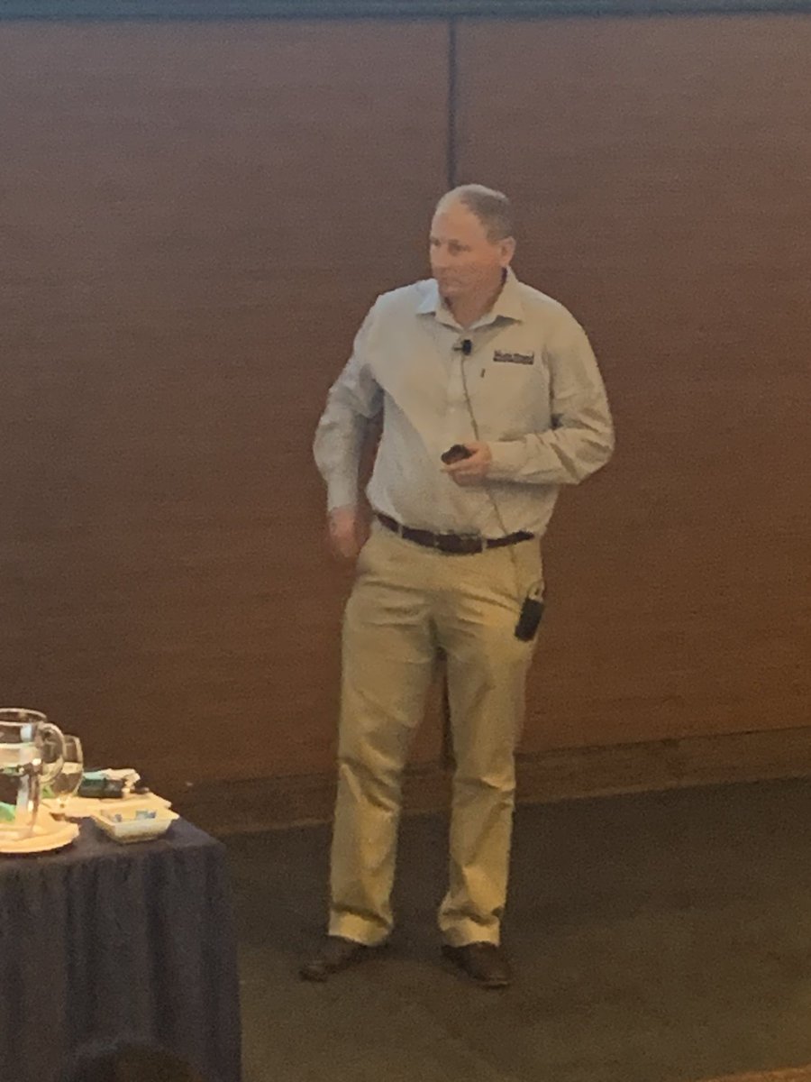 AGBU_GENE's tweet photo. Excited to share the progress of the Southern Multi-Breed project at #aaabg2023! Brad Walmsley from @agbu_gene / @nswdpi has been involved in groundbreaking work,  different breeds to unlock new insights into genetics and breeding. 🧬🐄 @UniNewEngland @meatlivestock https://t.co/mTO4qzPrfu