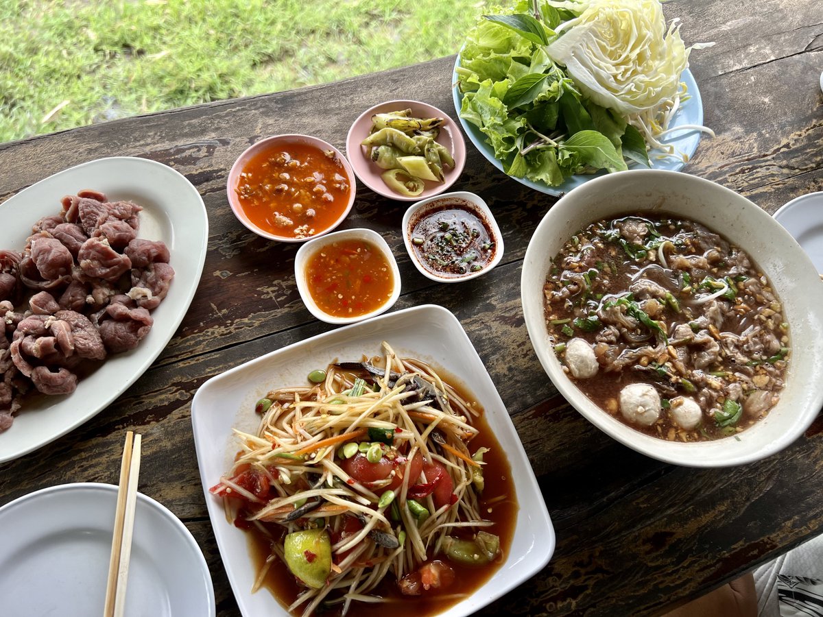 tor_vlog's tweet photo. แซ่บๆกันค้าบ #นครพนม https://t.co/46dGmXBjlt