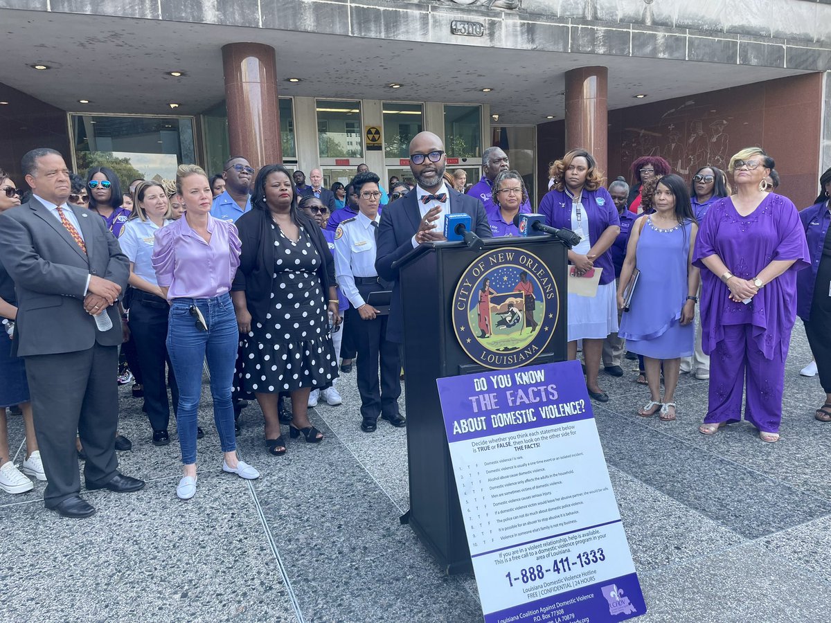 orleansparishda's tweet photo. Today, DA Williams, Chief of Domestic Violence Screening Unit Karen Avery and DA's Office Victim Witness Advocates, joined partner organizations and community members at City Hall in downtown New Orleans to take a stand against domestic violence. https://t.co/PqLeFtbs5A