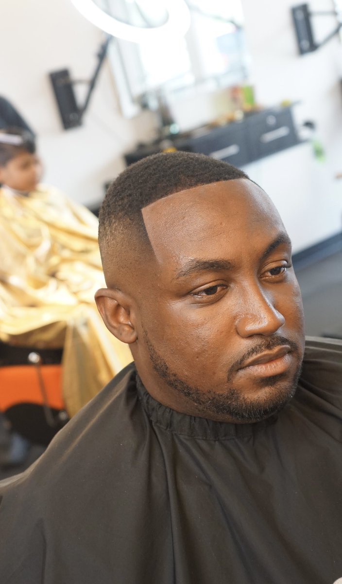 ADubTheBarber's tweet photo. https://t.co/Dtxxm4z64l