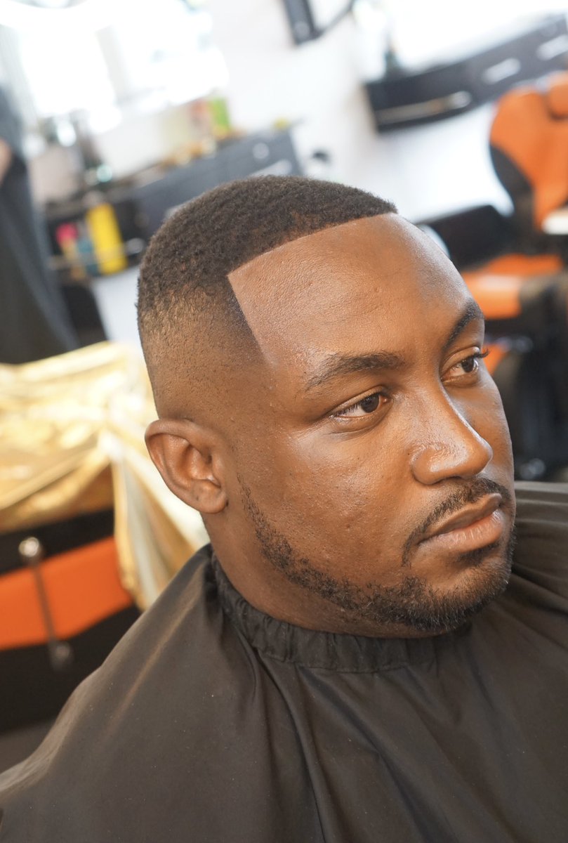 ADubTheBarber's tweet photo. https://t.co/Dtxxm4z64l