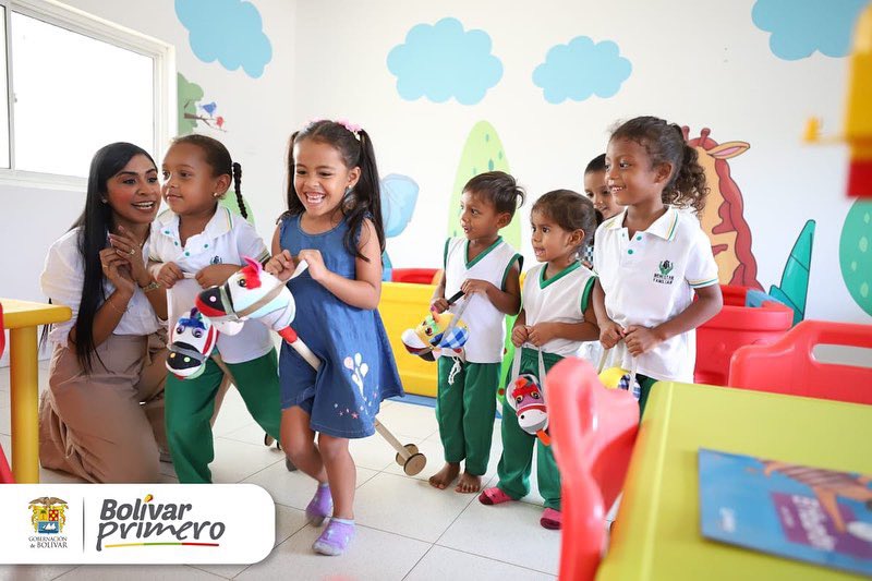 GobDeBolivar's tweet photo. En el municipio de Regidor seguimos #TransformandoEntornos para nuestros niños y niñas 👧🏾👦🏻
Una ludoteca ambientada y completamente dotada con mobiliario interactivo para el juego y para facilitar la buena postura corporal fue entregada para la atención de los más pequeños. https://t.co/bsJNWFliFc