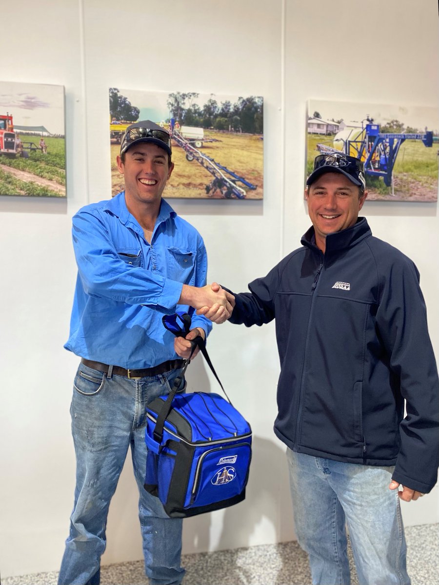 HayesSpraying's tweet photo. Andy McVeigh picking up his Hayes Promo Pack after winning our @WEEDITAustralia photo comp! 🌱📸🧑🏻‍🌾

#HayesSpraying #WEEDIT https://t.co/flawFObXTY