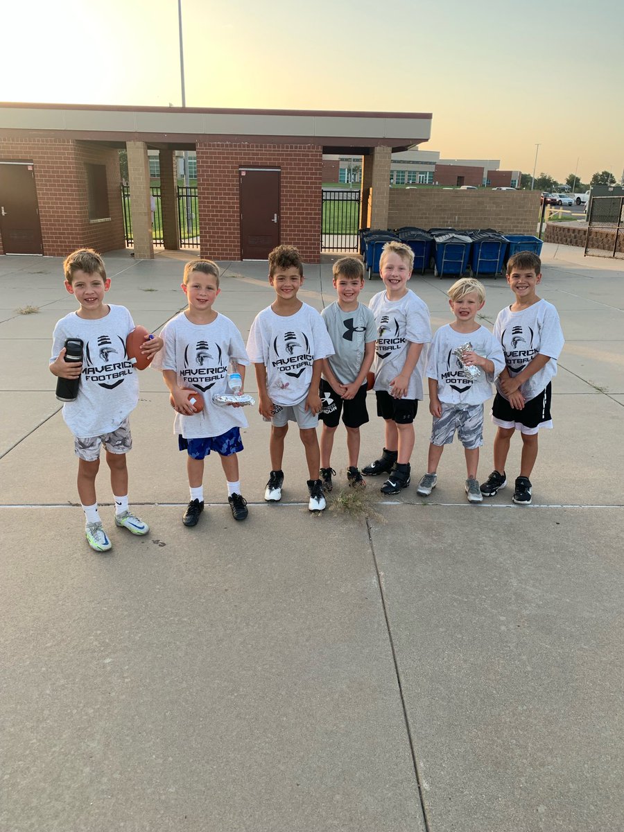 Thanks to ⁦<a href="/Mav_Football/">MSHS Mav Football</a>⁩ for a fun week of camp for these future Mavericks!