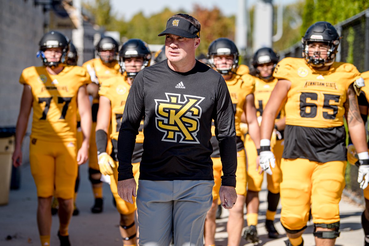 It's almost time to run out of that tunnel 👀

WE. PLAY. FOOTBALL. THIS. MONTH.

#GoldStandard | #EAT