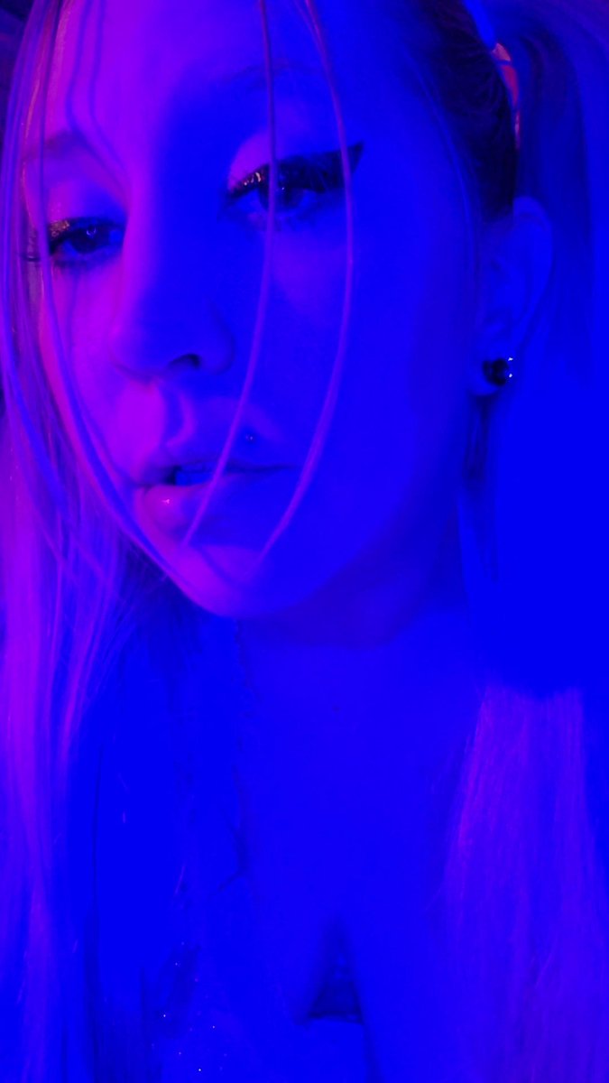 PrincessKahli's tweet photo. I need to be spoiled. Who wants to be the first. #findom #FindomBrat #findomgoddess #findommebrat https://t.co/8P620ofVpA