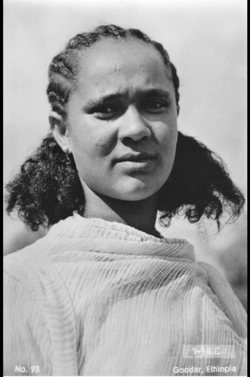 redietsgetahun's tweet photo. @Marnjam1 You are the one stealing babe i dare you to show me that kind of dress worn by Tigrayan's pre-tplf https://t.co/cC5wsbPhTu