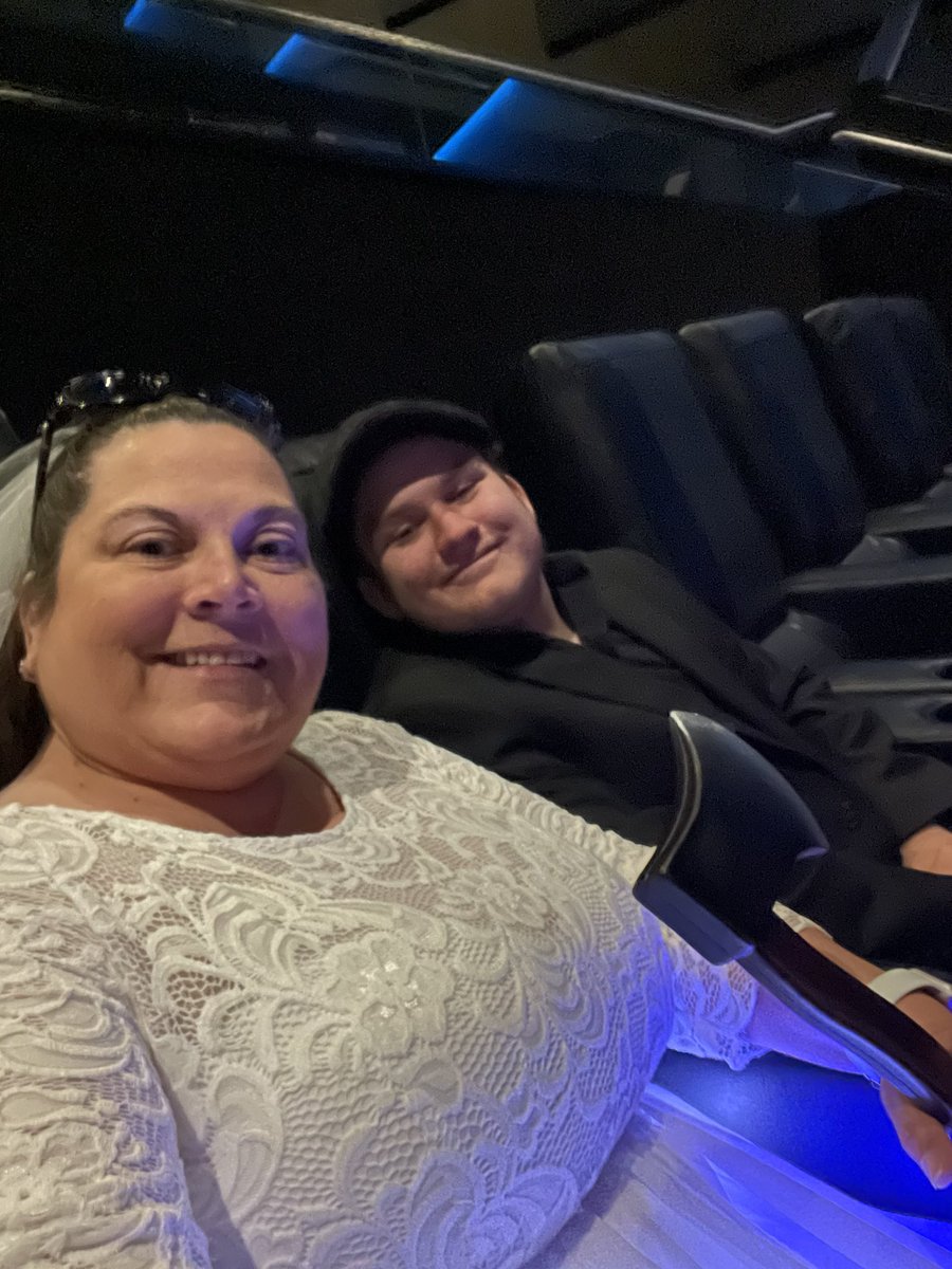 LegosOreosCMilk's tweet photo. Excited for @HauntedMansion Movie. Sad our @AMCTheatres didn’t have the #hatboxghost pin 😭 #HauntedMansion https://t.co/BfwX3yqMqS