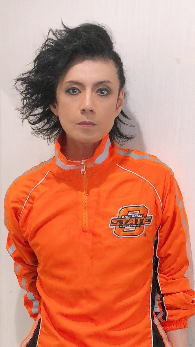 kiyoshi_freeman's tweet photo. 松本秀人感染症の皆さんおはようございます(笑)⁡
⁡⁡
⁡東京豊洲PIT⁡
⁡⁡
⁡皆さんおつかれさまでした！⁡
⁡⁡
⁡楽しめましたか？⁡
⁡⁡
⁡hideに会えたかな？⁡
⁡⁡
まだまだこの先も⁡ロックンロールしよーぜー！⁡⁡
⁡
⁡🎸⚡✋(◉ ω ◉｀)⁡
⁡⁡
⁡ #hidewithspreadbeaver ⁡ https://t.co/j0QKAfhke4