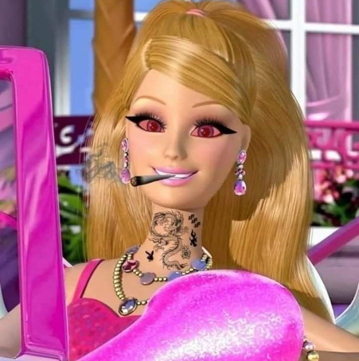 Un par de mi pueblo que se creen Barbie jajaja