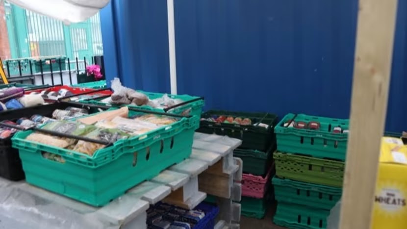 More than 60% of North West England struggle to access financial support | ITV News Granada dlvr.it/Ssr3HD