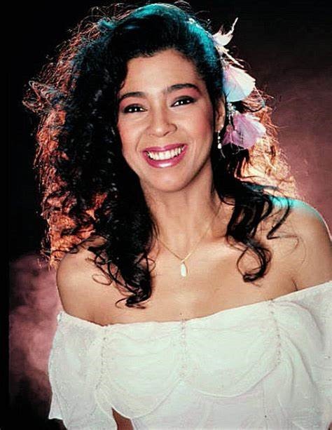 IRENE CARA                   F2FByprWEAAUA7v?format=jpg&name=small