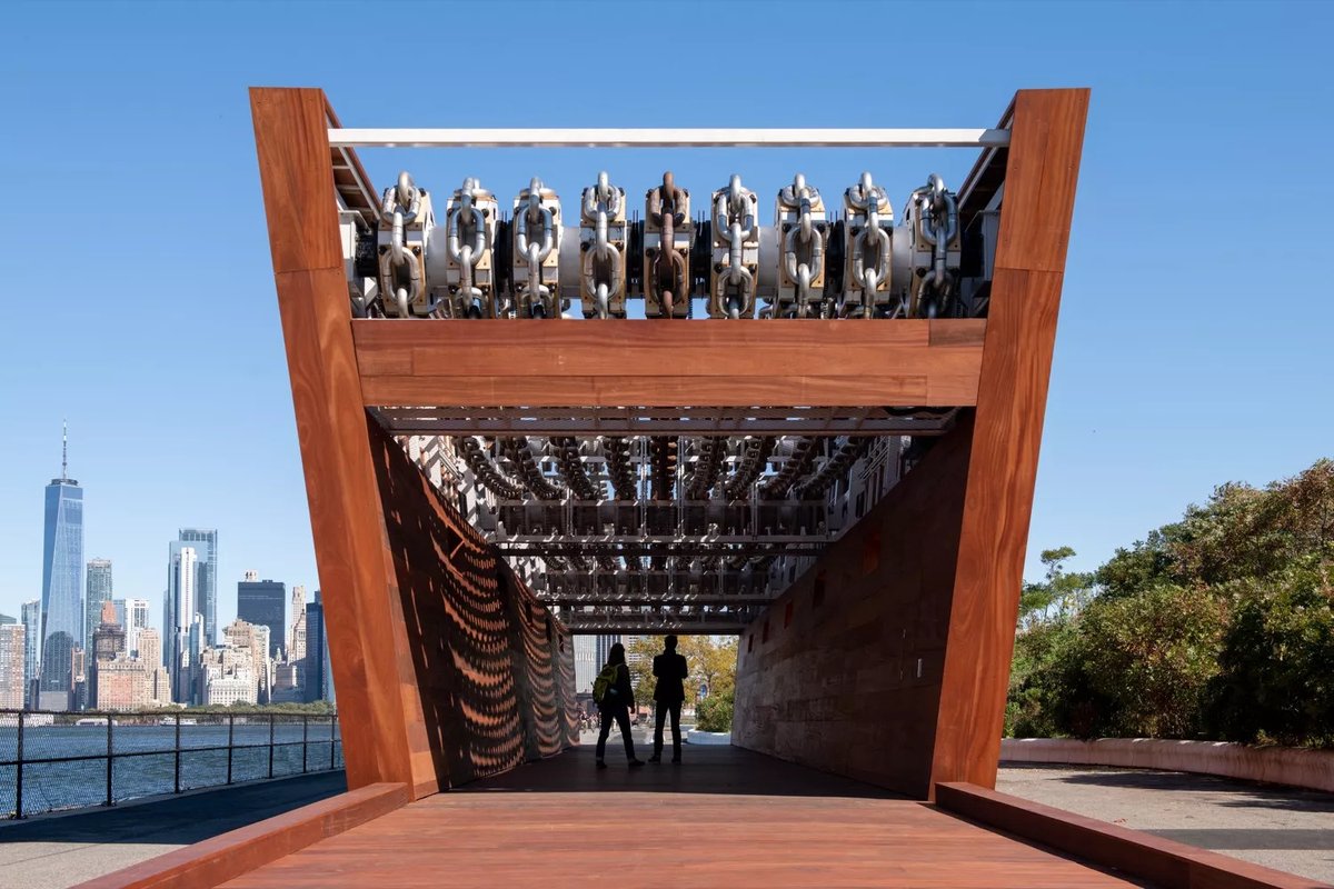 Nowart_la's tweet photo. We love monumental public art that conveys a powerful message through scale, symbolism and site-specificity.

This extraordinary public artwork, by Charles Gaines stands as a profound commentary on the history of slavery and violence embedded within racial capitalism.

#publicart https://t.co/w5sF2GgHcG