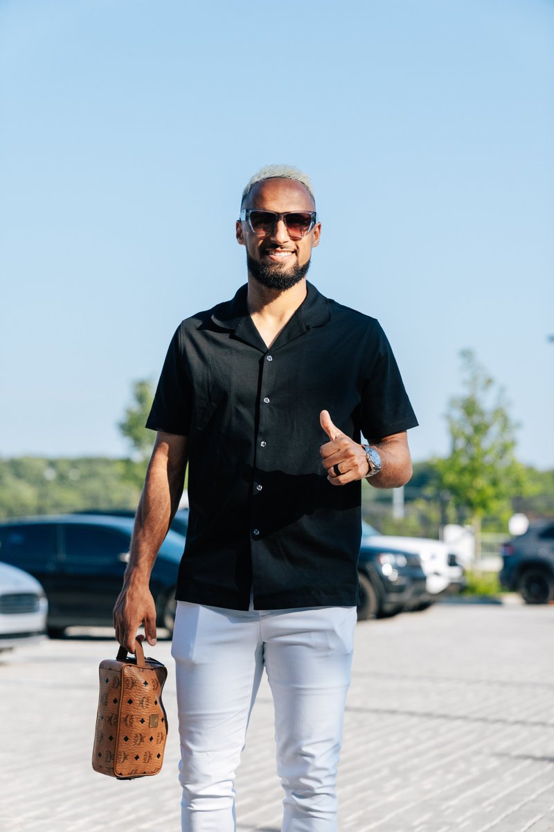 NashvilleSC's tweet photo. So that's why it's so hot outside, these fits are 🔥 https://t.co/Kp4ARGoNey