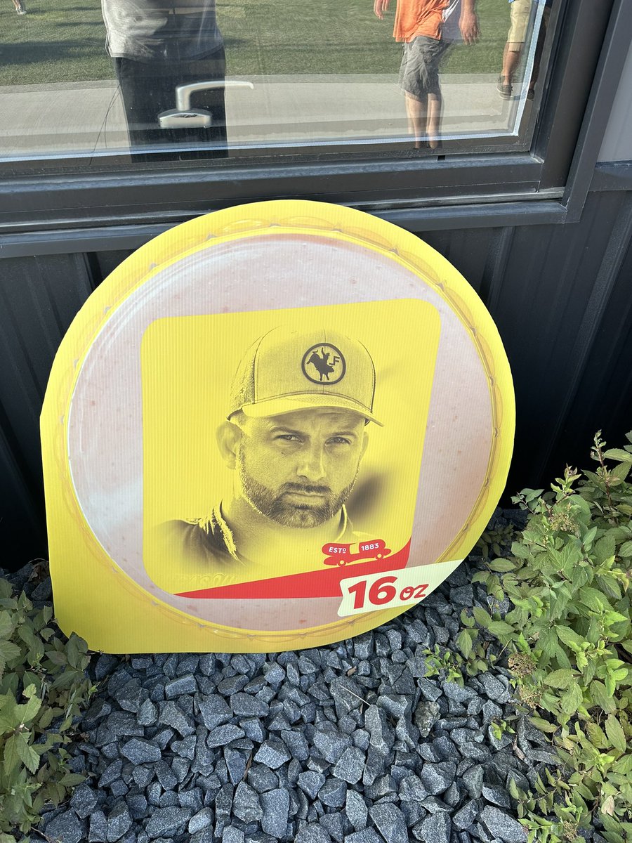 MFRDirtonDirt's tweet photo. Fathead season @FALSNation1946 https://t.co/z6BVJHdcUM