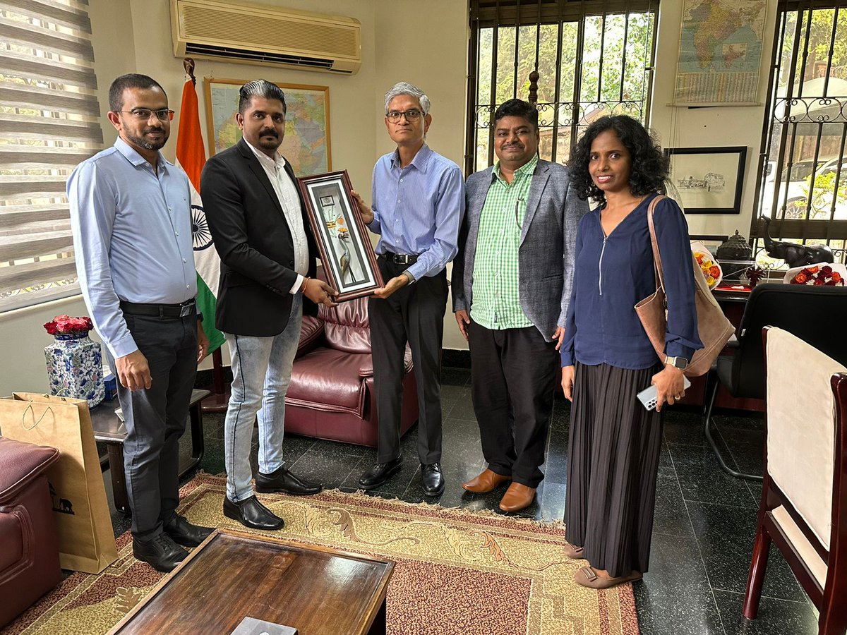 Tamil Sangam Uganda paid a courtesy visit to HCI to welcome the newly appointed High commissioner of India to Uganda H.E. Upender Singh Rawat🇮🇳🇺🇬