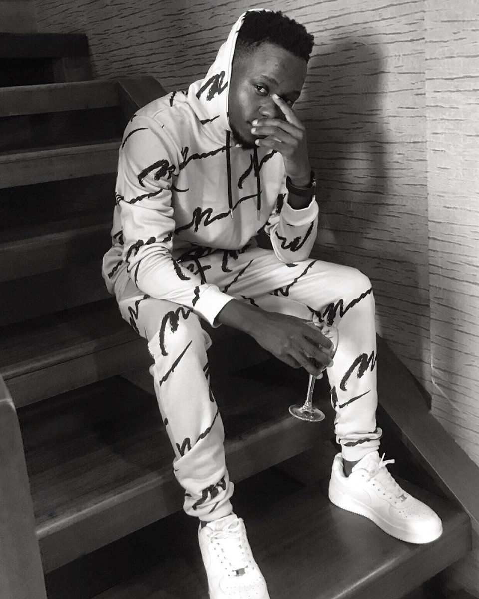 Easy as it comes 
:
:
#styLe.G