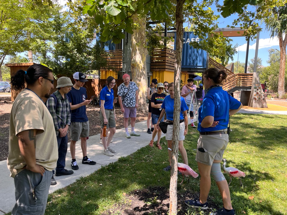 E_SantaMartinez's tweet photo. My @SaltLakeCC biology students visited @TracyAviary and learned so much about birds, their biology and conservation. Thanks for having us! 🦜🦚🦩
#saltlakecc #biology #fieldtrip #tracyaviary #utah #education https://t.co/ieGQQ8bZ9s