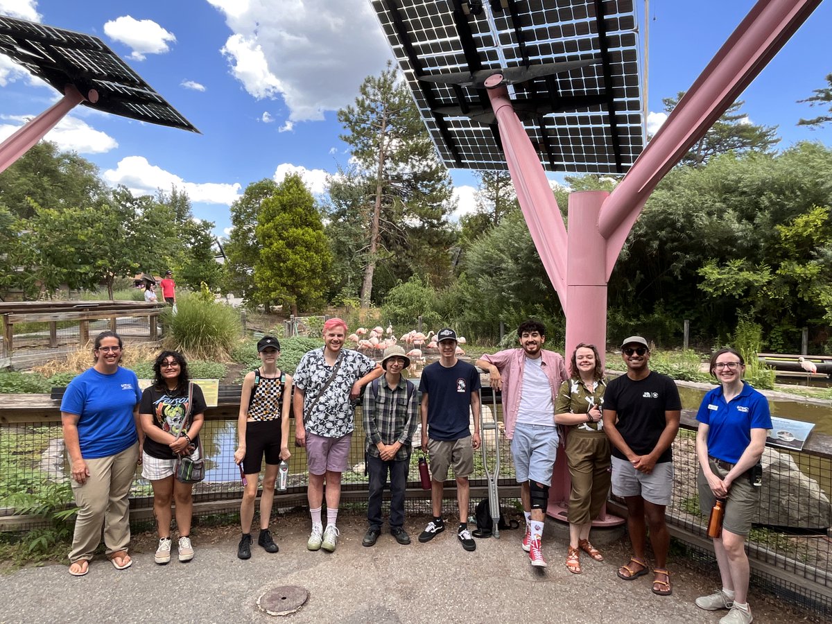 E_SantaMartinez's tweet photo. My @SaltLakeCC biology students visited @TracyAviary and learned so much about birds, their biology and conservation. Thanks for having us! 🦜🦚🦩
#saltlakecc #biology #fieldtrip #tracyaviary #utah #education https://t.co/ieGQQ8bZ9s