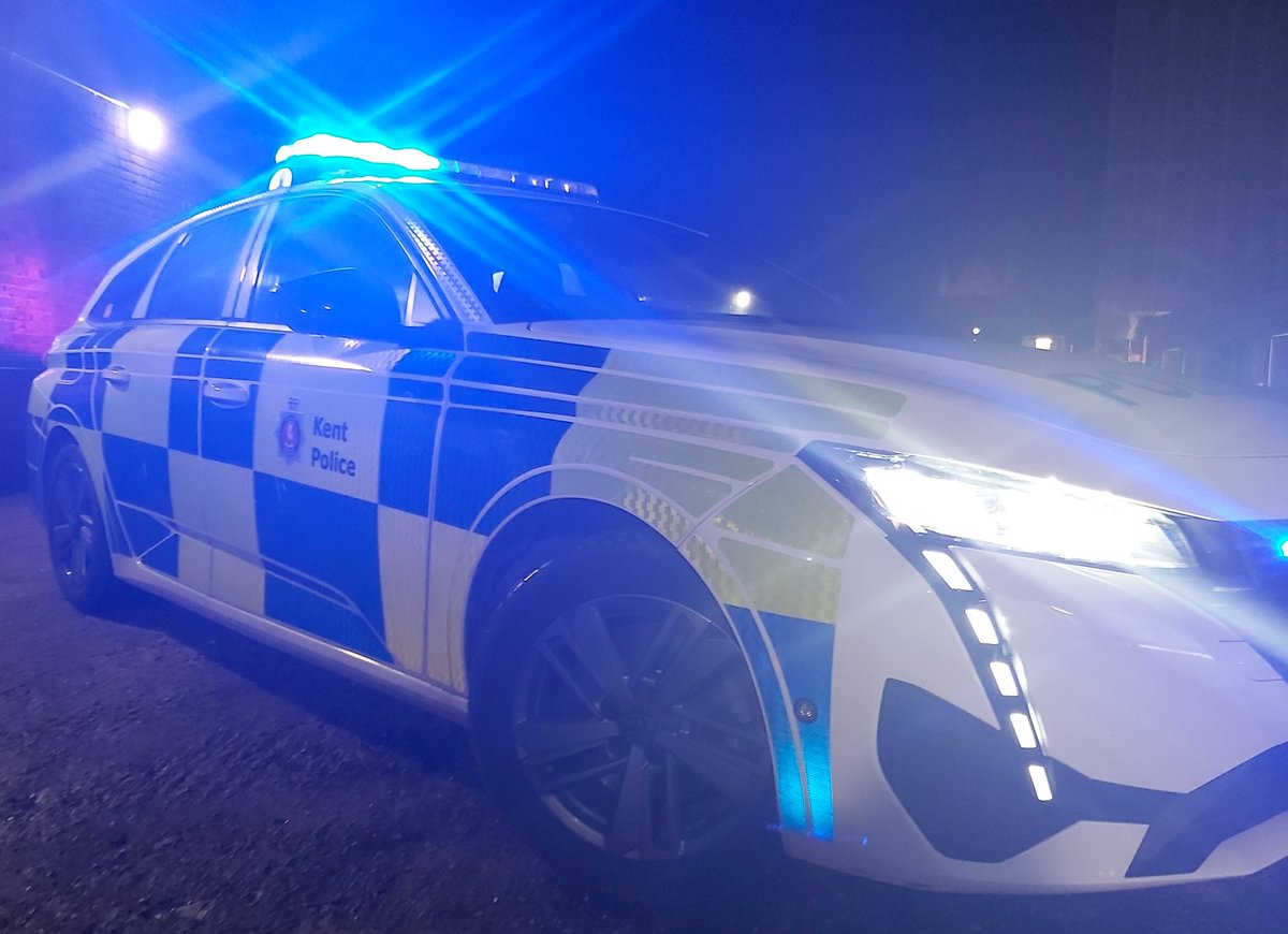 It's been a busy night so far for #ASHFORD LPT. Multiple Traffic Offences Recorded, Vehicles Seized and a DA suspect in custody.  And all this by midnight. #SaferSummer #KeepingAshfordSafe
#NightWatch    SH