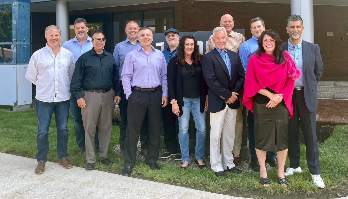 LoadSpring's tweet photo. Just wrapped up a week in Boston with #LoadSpring leaders! 🤝 Shared new ideas #IRL, prepping for an exciting 2024. Unstoppable momentum ⚡, rapid business growth, groundbreaking tech transforming customer businesses. Stay tuned for big reveals! 🚀 #DreamTeam #CX #Innovation https://t.co/09cQQNvfel