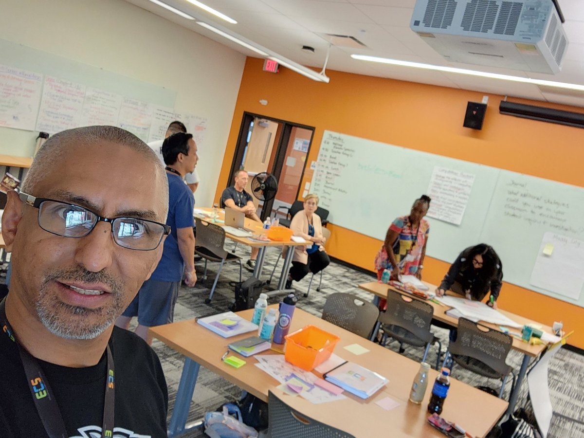 JoseLSilvaSmith's tweet image. Day 5 @osu_cascades for the @exploringcs PD. Done for the day. Getting ready for our last dinner together! โค๏ธ๐๐ #TISDProud #exploringcs