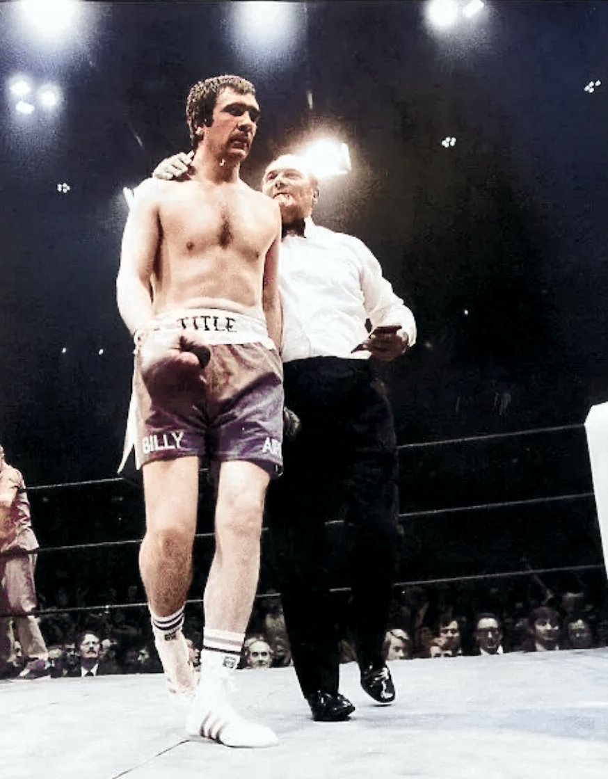 McCleaveBoxing's tweet image. In '78, Royal Albert Hall saw John L Gardner conquer Billy Aird for the vacant British &amp;amp; Commonwealth Heavyweight Titles

#BritishBoxing #BoxingHistory 🇬🇧