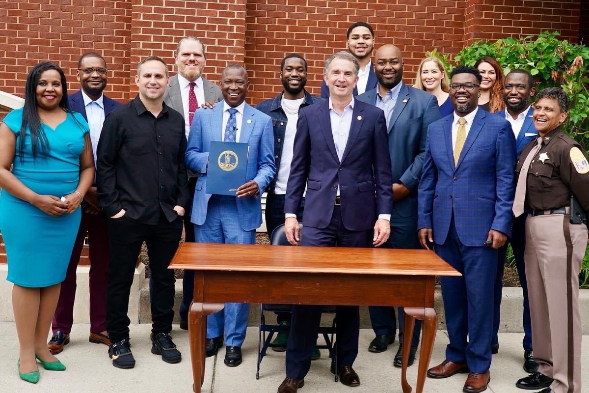 JusticeFwdVa's tweet photo. Join us in wishing our Founder @BradleyRHaywood a Happy B-day!  Back in 2017, he believed that members of the criminal, indigent &amp; capital defense communities could change VA’s legal landscape—40 plus reforms later and still moving the needle. Thank you, Brad! #justiceforwardva https://t.co/BzKMp8ng4w