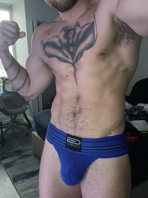Worked out legs in a jockstrap today 😈 someone come clean me up 👅  Link below 👇 https://t.co/91jaQYF<a href="/tag/humpday"class="tags"><span>#humpday</span></a>