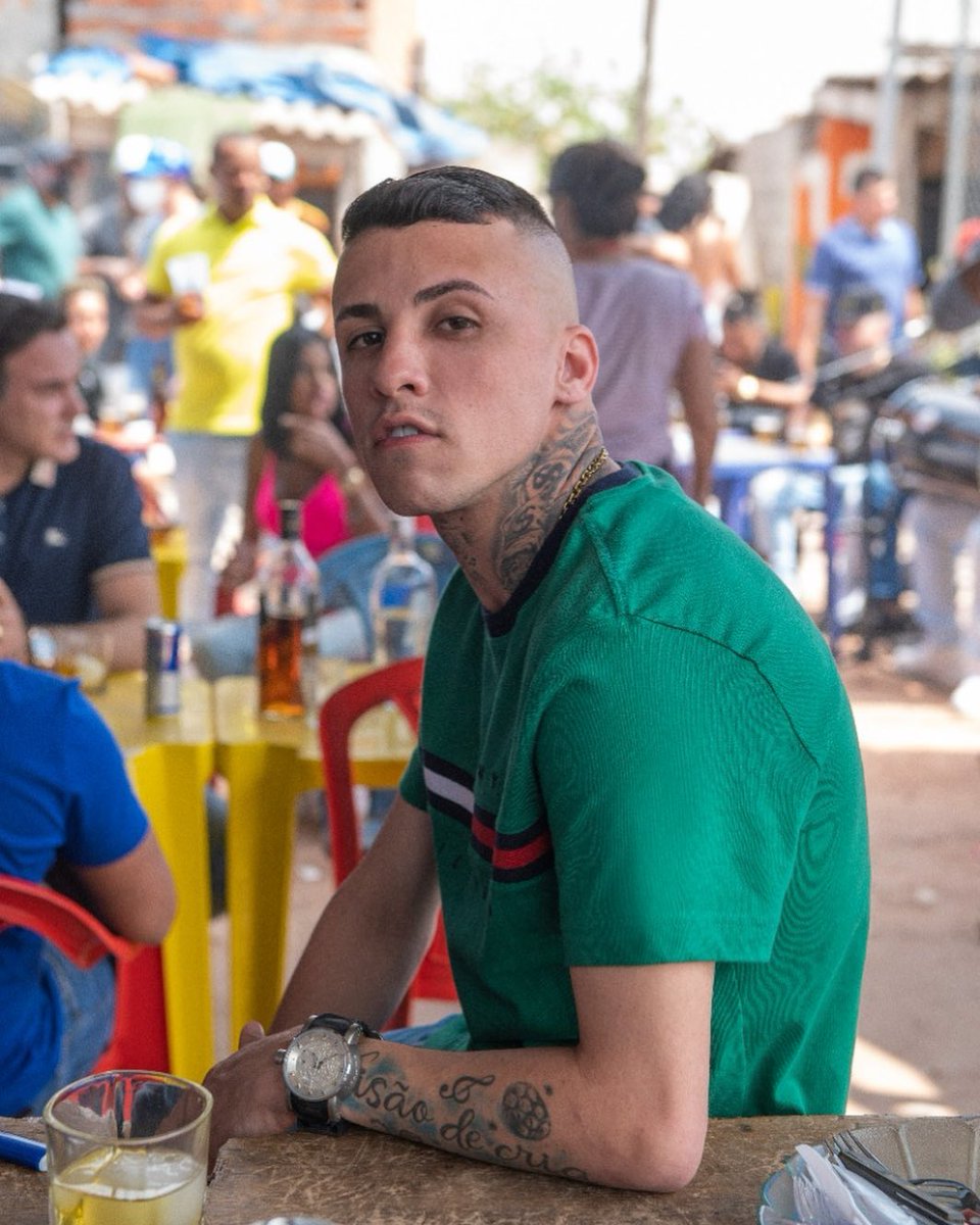 NetflixBrasil's tweet image. Hoje eu só queria o Pulga falando baixinho no meu ouvido...