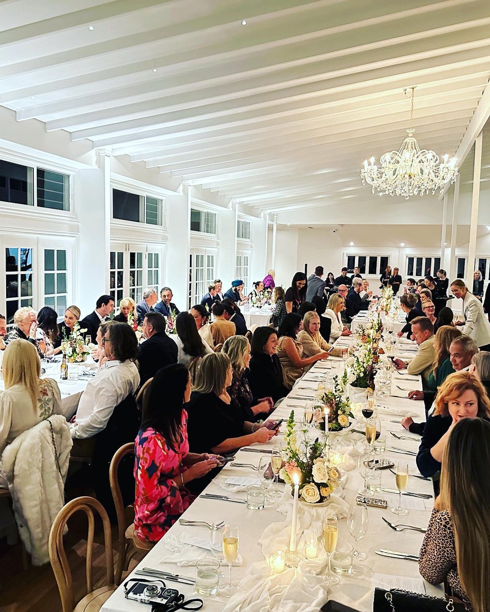 GlennontheGC's tweet photo. What a beautiful night with beautifully talented people at the opening of Kwila Lodge in #Mudgeeraba on Wednesday, a new sister venue for the wonderful Bower Estate in Natural Bridge, all deliciously hosted by the creative team at Ridgeway Catering. 

Well done to Amanda, Daniel, Ruggie, Nikki and the whole team (incl you, @gcsquirrel). The way you work collaboratively with the local #community is appreciated. Great to have you in our area, creating memorable experiences, employing locals and impressing everyone with the transformed venue. 

#weddings #localbusiness #weddingvenue