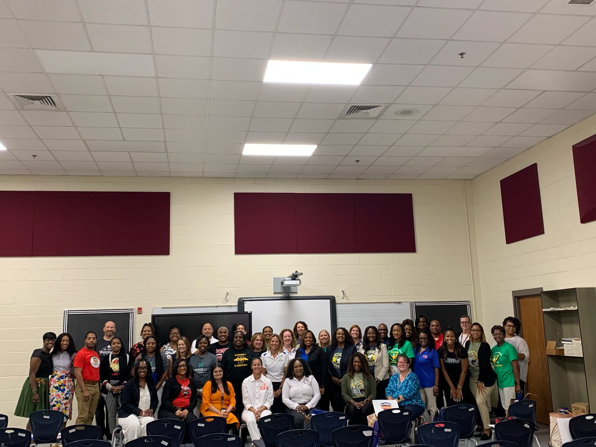 PrincipalDrH's tweet photo. When you say "bring em' out, bring em' out", @DeKalbSchools  Superintendent Horton and Team did just that! Day 3 of our leadership conference is a wrap. Leaders, are you ready to #DisruptforExcellence 🙌🏽 #Area1  #HPride https://t.co/mT8yYfCvim